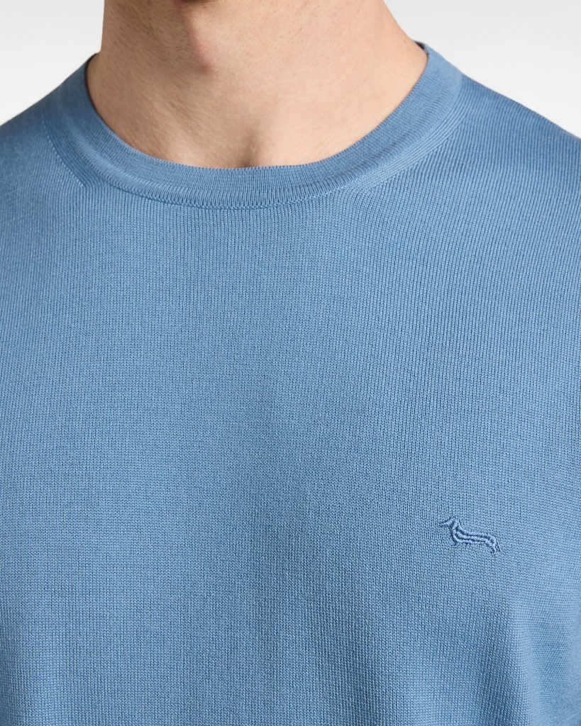Maglia girocollo basic in lana merino — Azzurro ombretto