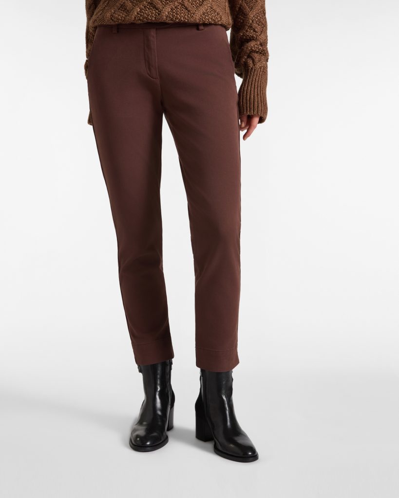 Pantalone donna slim con tasca all'americana — Cioccolato